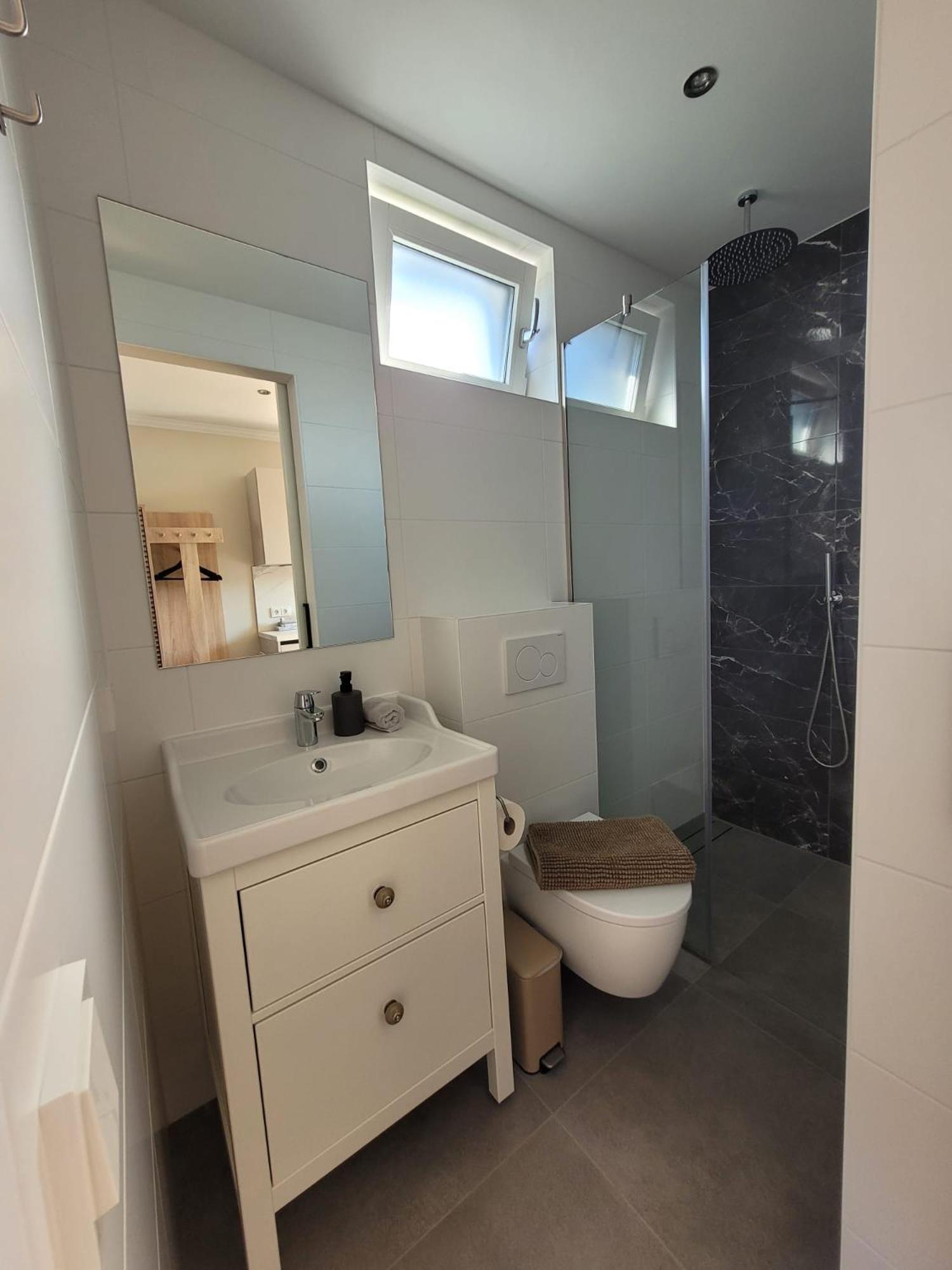 Luxe Kamer Langendam 48 Met Prive Terras Zoutelande Exterior foto