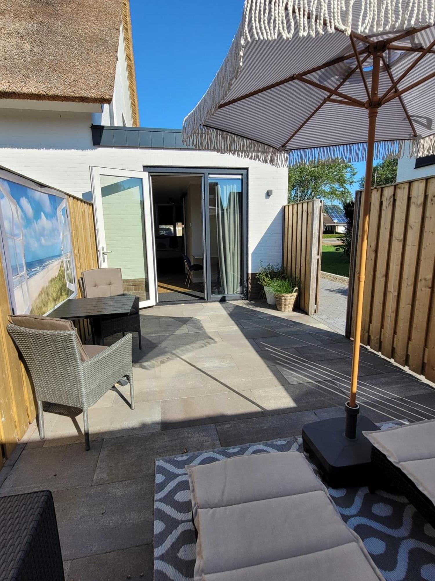 Luxe Kamer Langendam 48 Met Prive Terras Zoutelande Exterior foto